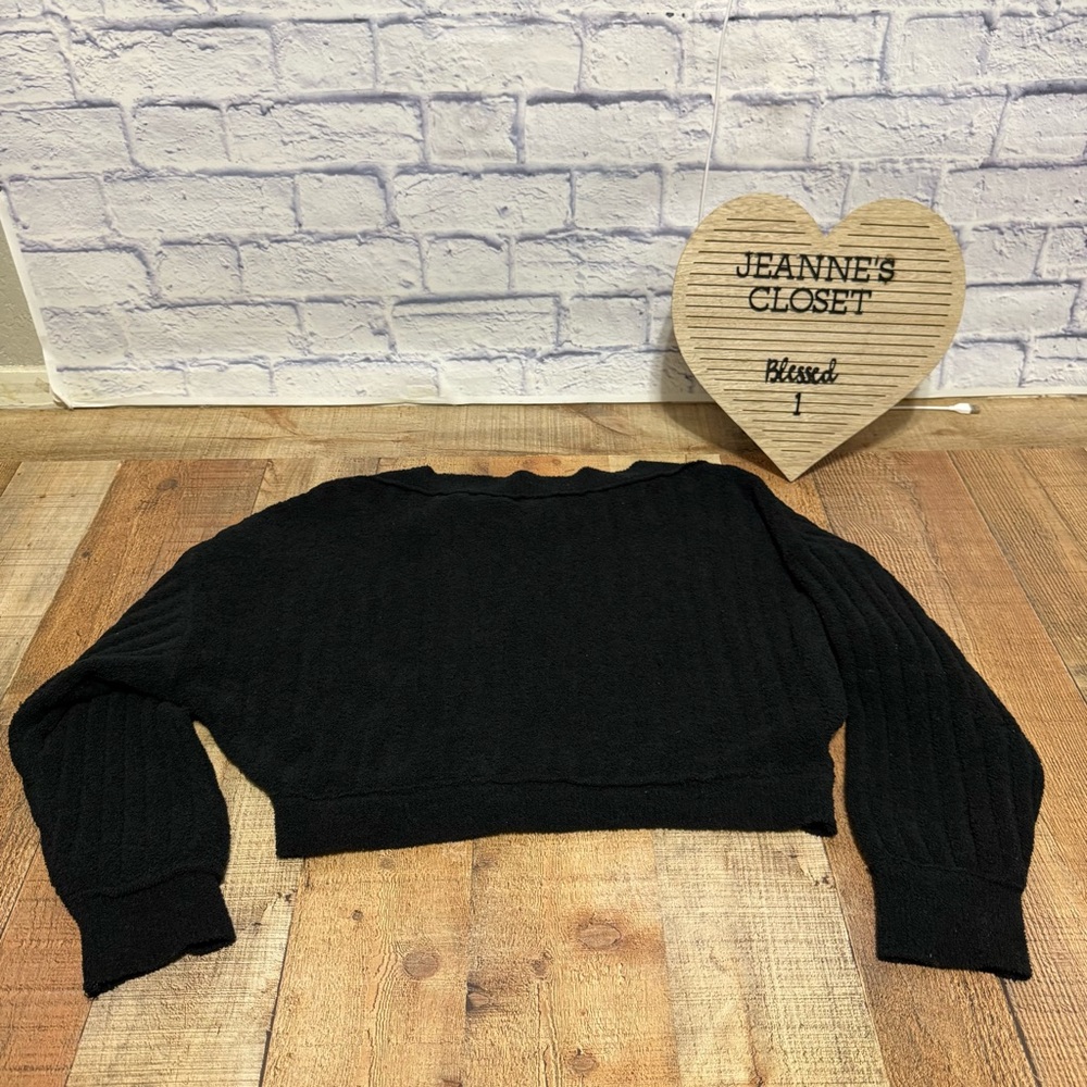 Free People | cropped fuzzy soft crewneck sweater size s - Picture 9 of 11